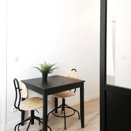 Paris-vaugirard Apartment *